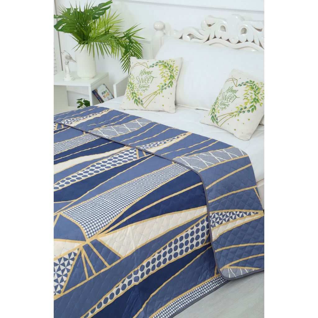 Покрывало двухстороннее стеганое из полиэфирной ткани Полисатин Премиум 200Х212 N-Collection  фото 3