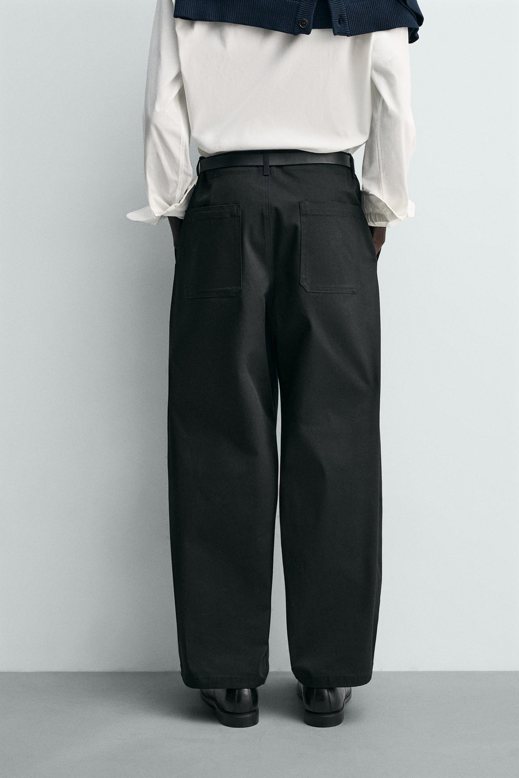 PANTAL?N WIDE FIT PLIEGUES / Negro - Zara фото 3