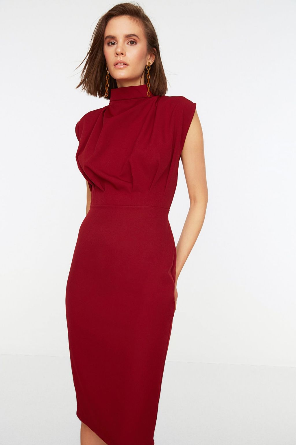 TRENDYOLMILLA Bordo Vucuda Oturan Dik Yaka Midi Kalem Etek Dokuma Elbise TWOAW20EL0311  фото 30