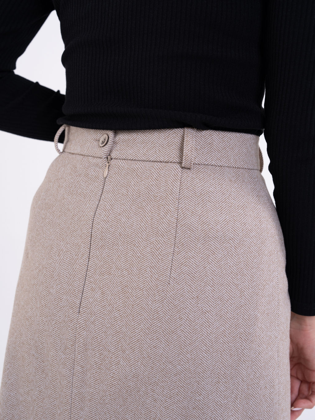 В составе ШЕРСТЬ юбка для холодной погоды