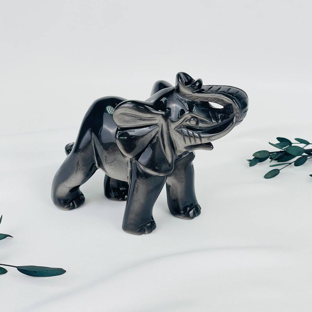 Фигурка Слон из серебристого Обсидиана