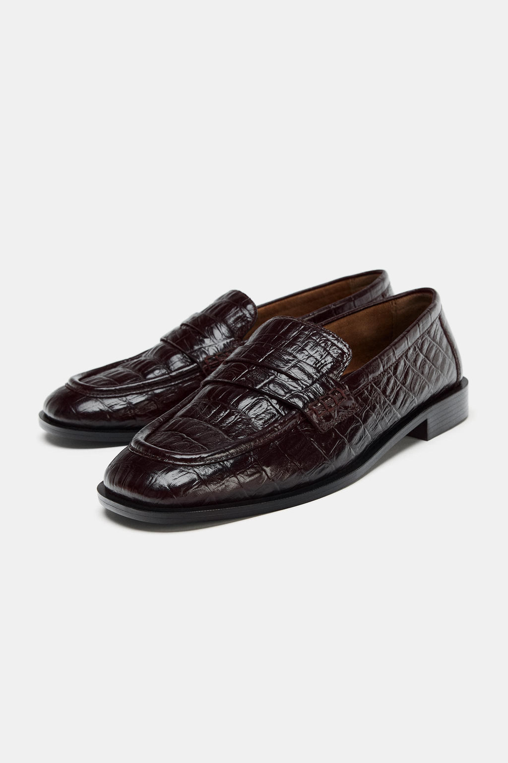 EMBOSSED LEATHER LOAFERS - Zara фото 2