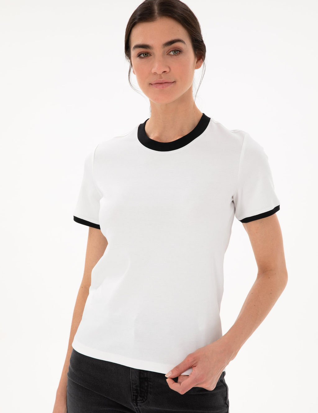 Beyaz Slim Fit Ti__rt