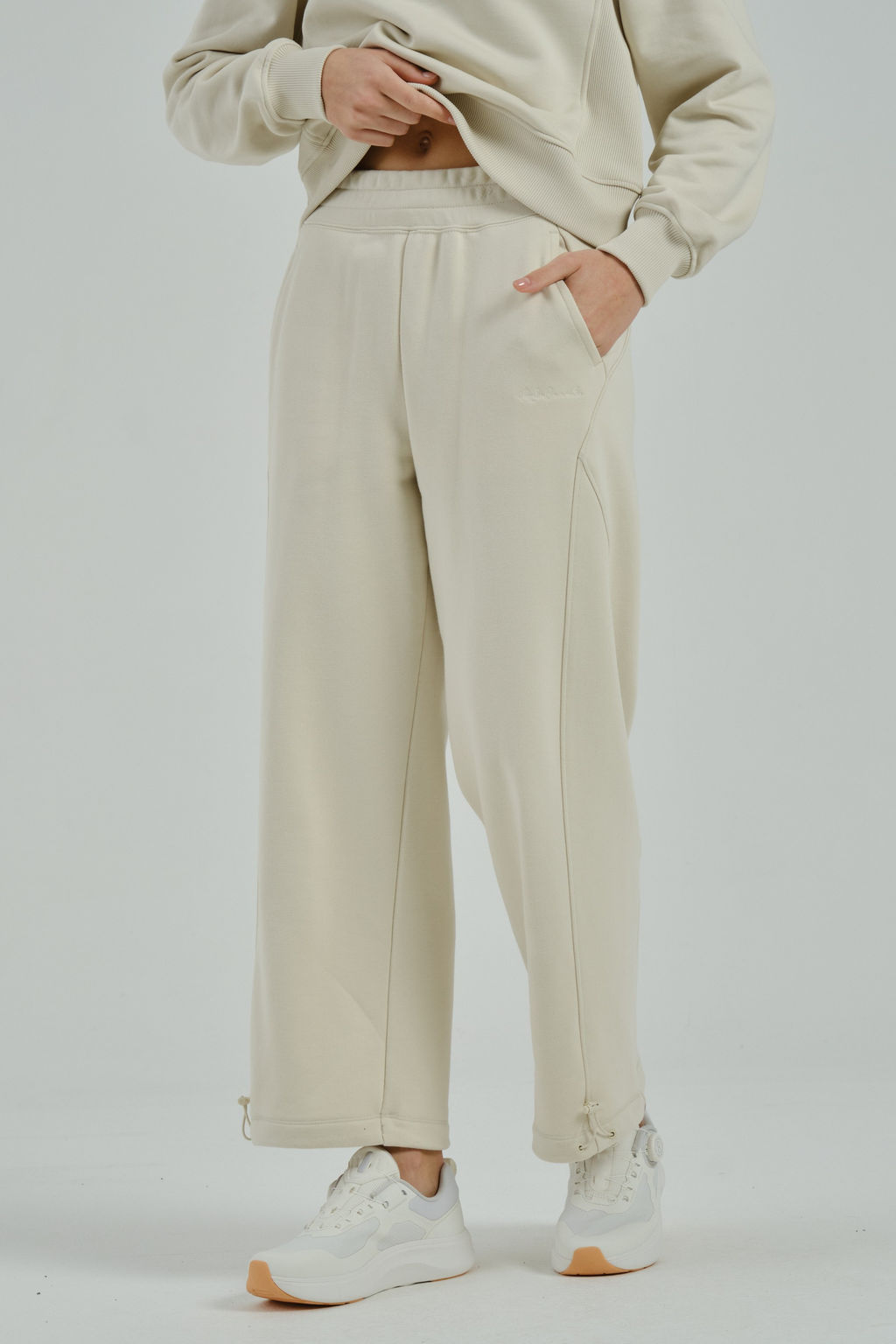 Брюки трикотажные Серый COMMUTE Knit Track Pants