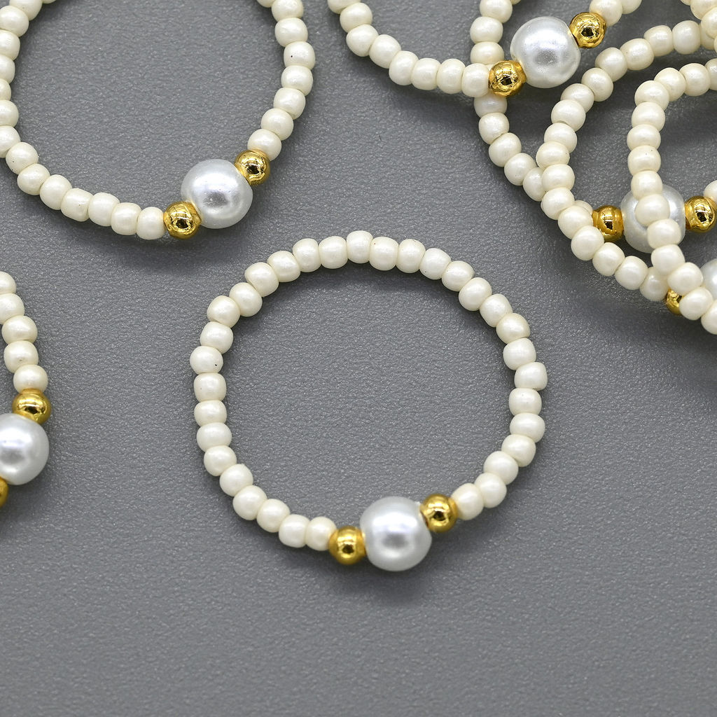 Кольцо из бисера с майоркой, цвет белый