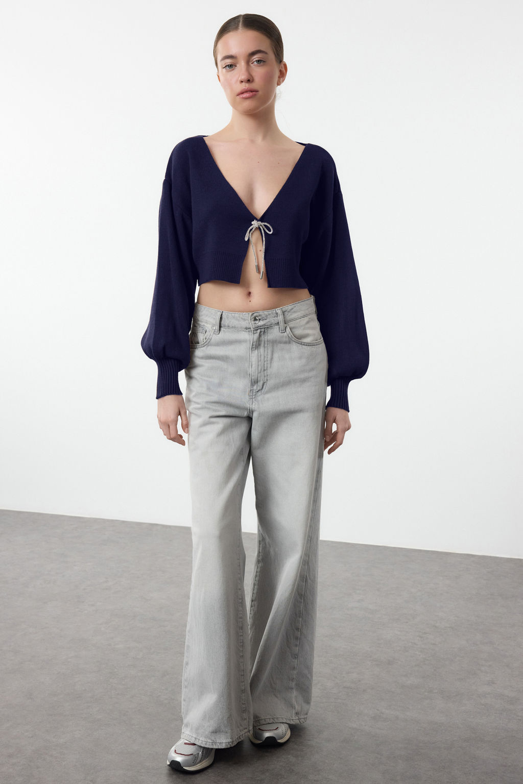 TRENDYOLMILLA Ekru Super Crop Basic Fiyonklu Triko H?rka TWOAW24HI00315 фото 2