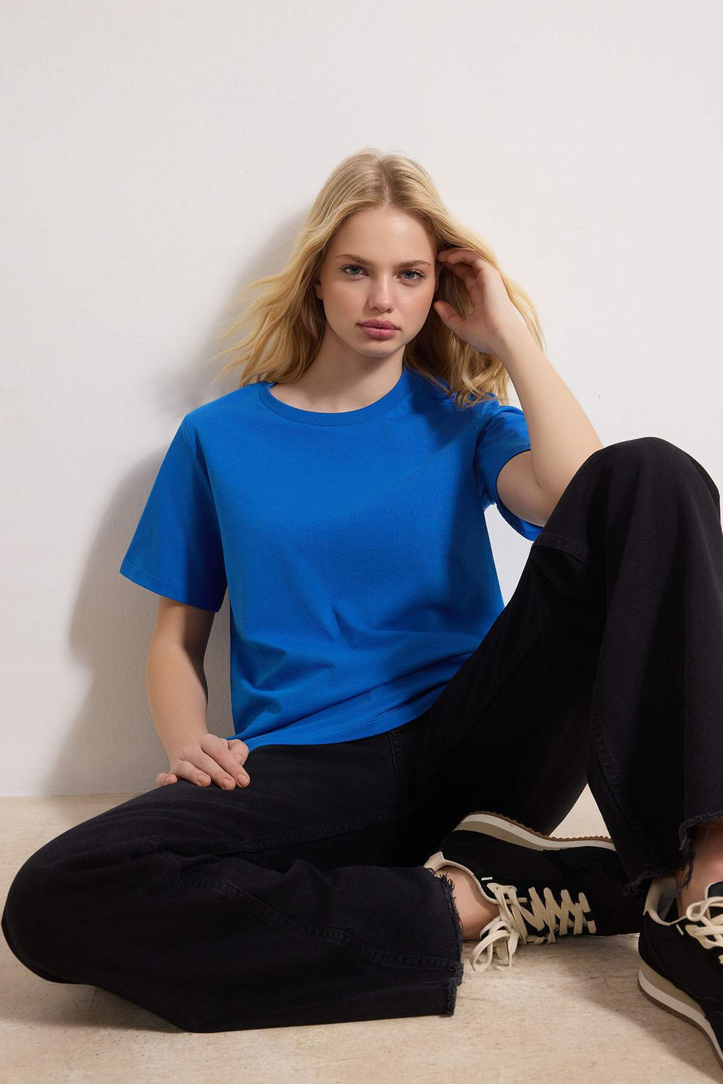 Saks %100 Pamuk Basic Bisiklet Yaka Orme T-Shirt TWOSS23TS00000