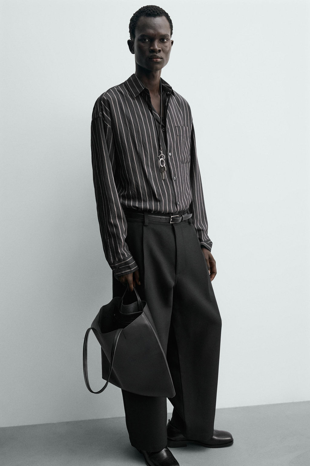 CAMISA FLUIDA RAYAS / Negro - Zara фото 7