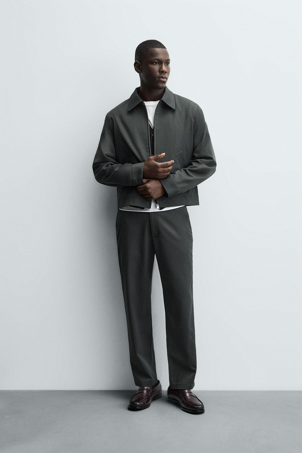 REGULAR FIT JOGGER WAIST TROUSERS