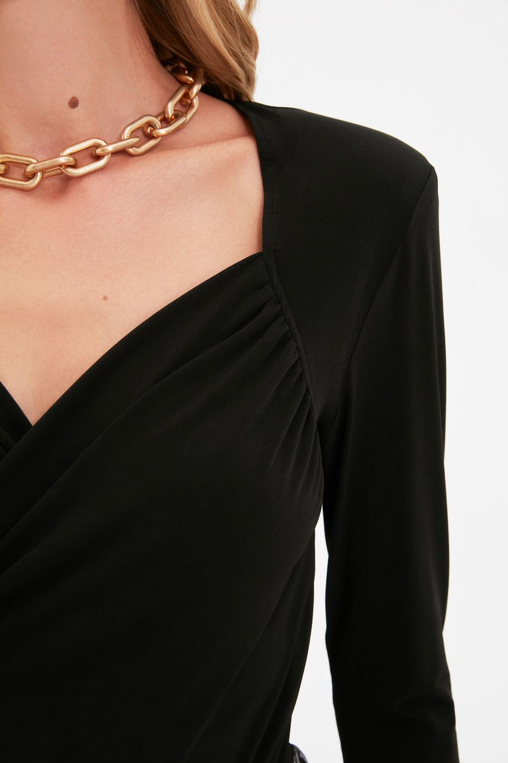Siyah Vatkal? Drape Detayl? Fitted/Vucuda Oturan Esnek C?tc?tl? Orme Body TWOAW22BD0156