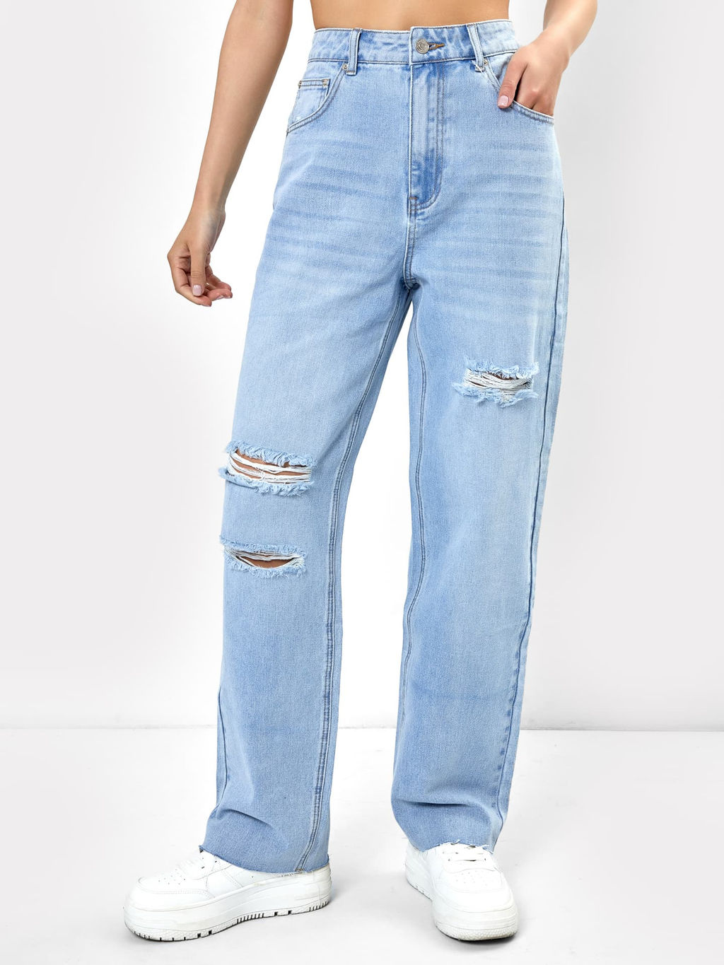 Джинсы женские Relaxed Straight Fit в голубом оттенке голубой 2023-DTW701