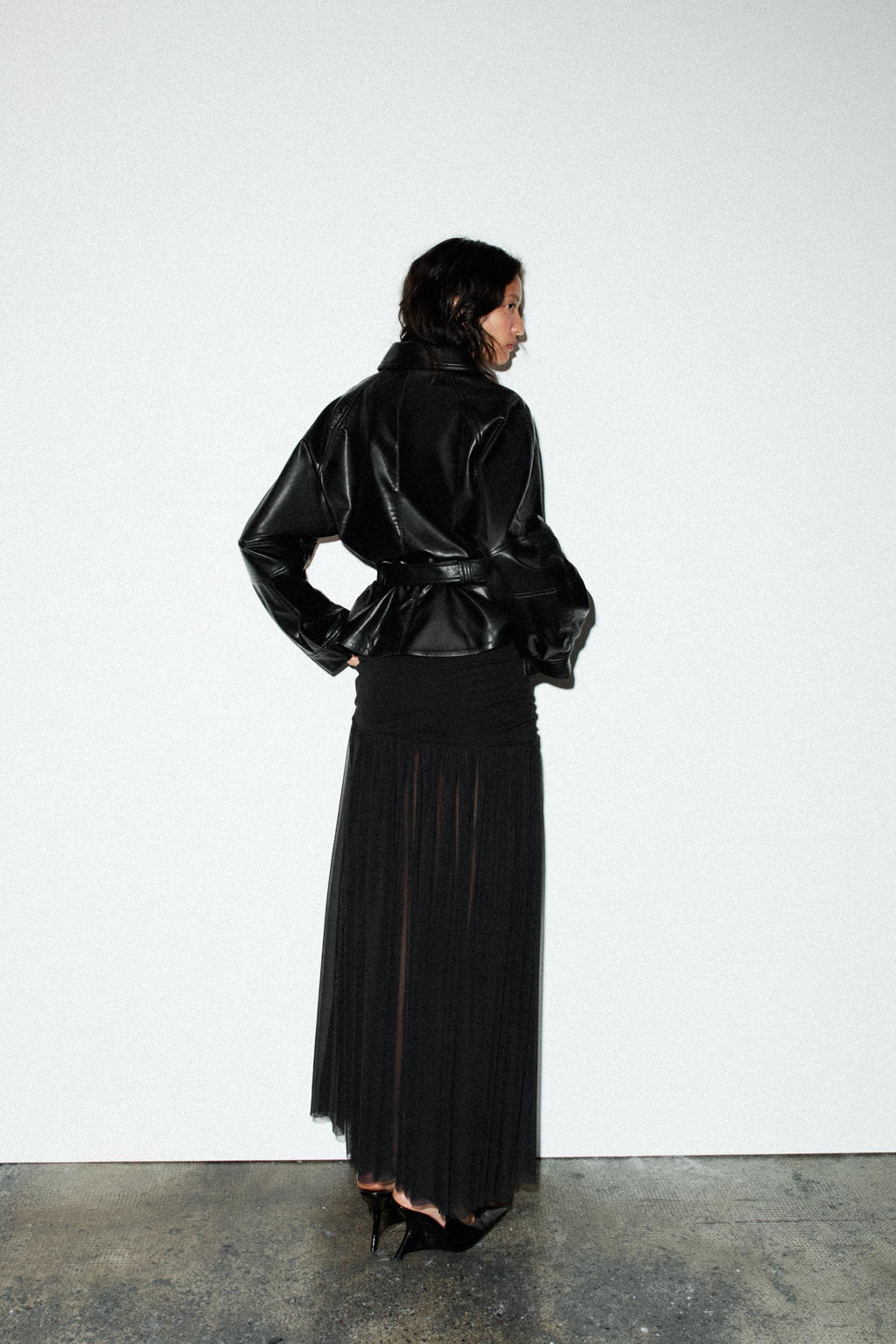 FAUX LEATHER PEPLUM JACKET - Zara фото 5