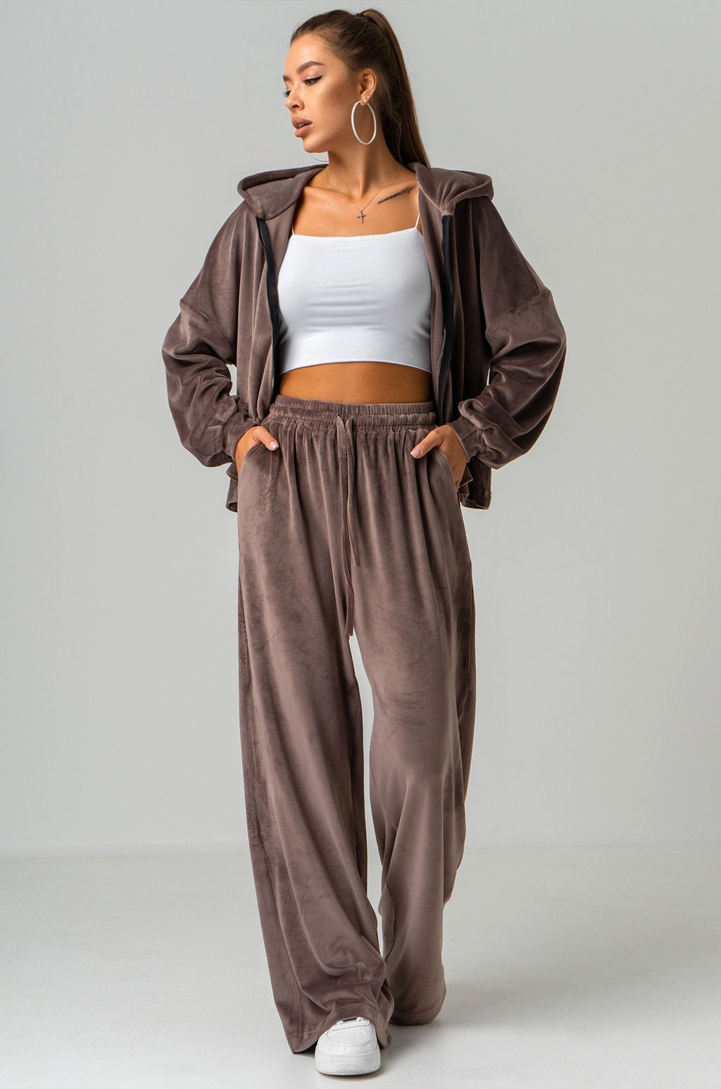 Женский костюм оверсайз из велюра Happyfox