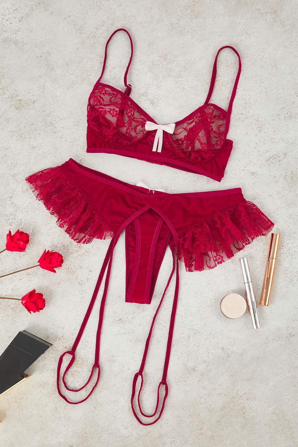 Siyah Kurdele Detayl? Bacak Bantl? F?rf?rl? Kaps?z Dantel Fantezi Ic Camas?r? Tak?m? THMAW26BD00004 - Trendyolmilla фото 5