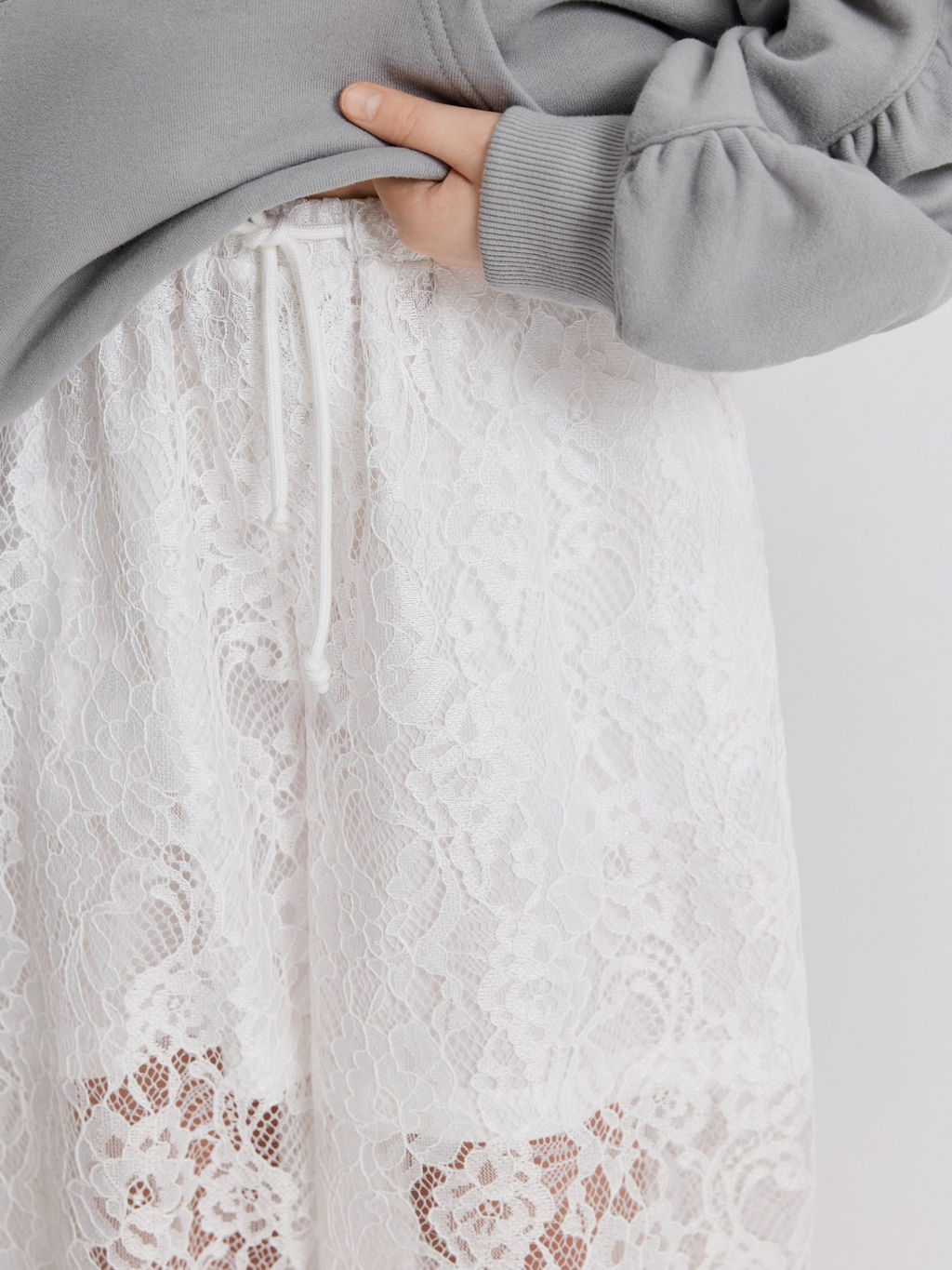 ACOOLA / Брюки детские для девочек Liam белый  фото 6