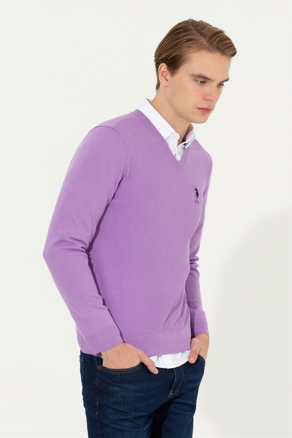 U. S. Polo Assn Мужской базовый трикотажный свитер сиреневого цвета с v-образным вырезом - U.s. polo assn фото 9