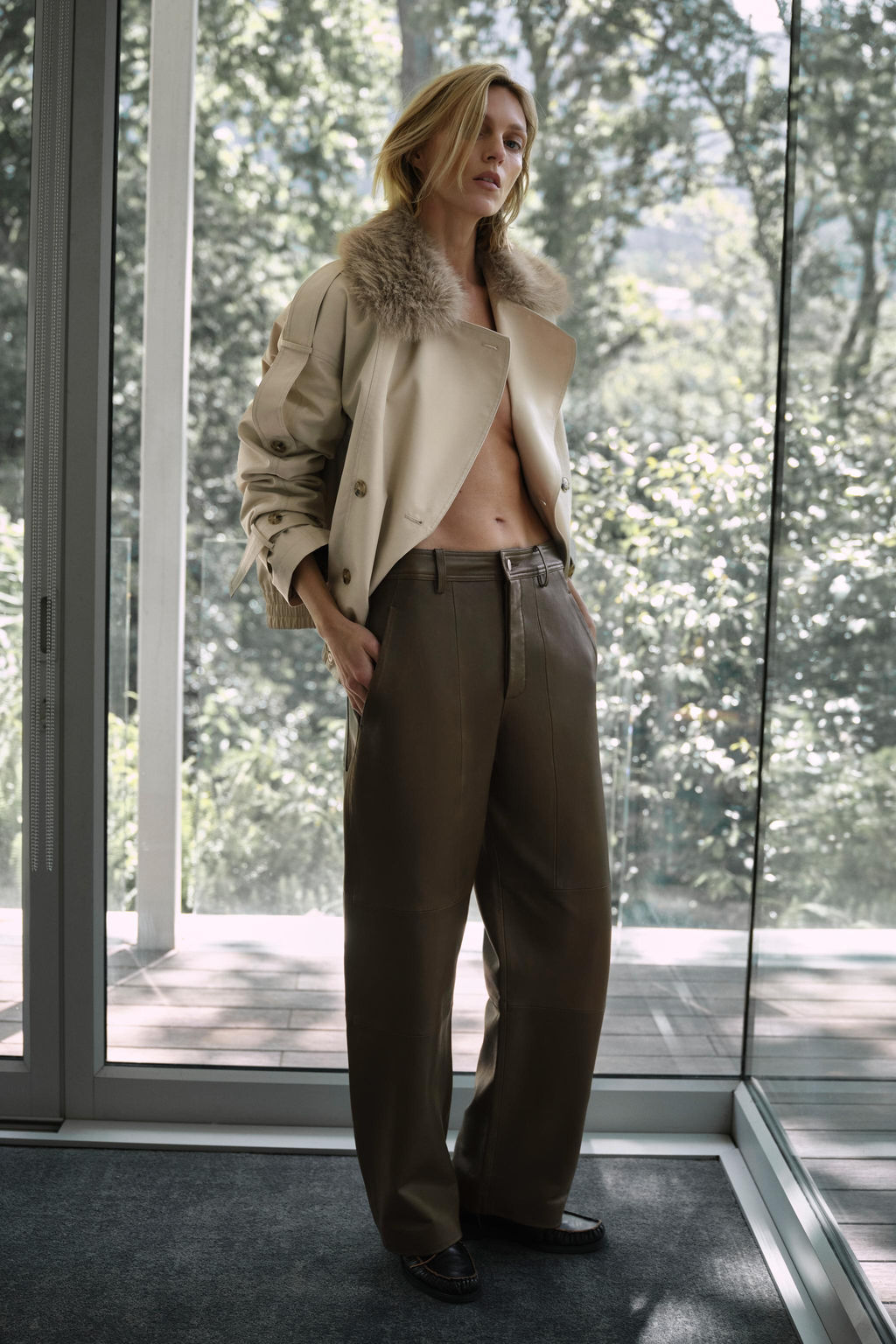 ZW COLLECTION LIMITED EDITION STRAIGHT LEATHER TROUSERS - Zara фото 4