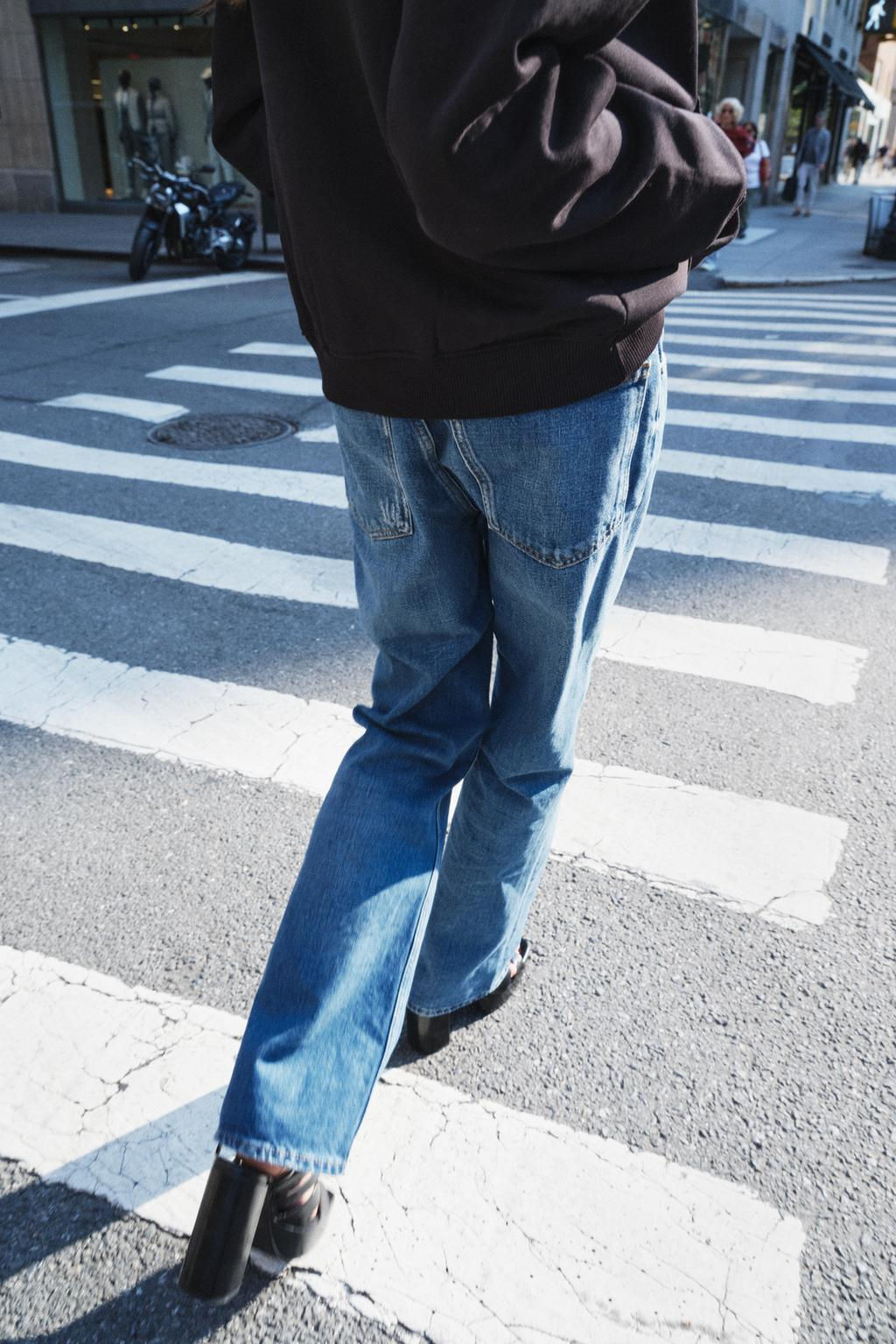 ZW COLLECTION STRAIGHT-LEG MID-RISE JEANS - Zara фото 4