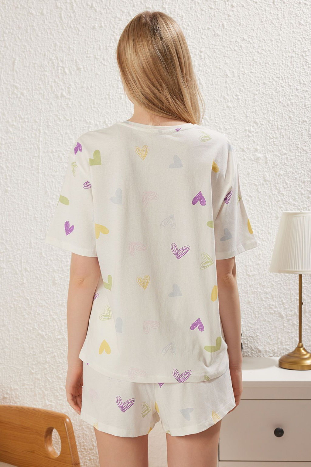 Beyaz %100 Pamuklu Kalpli Sloganl? Sortlu Orme Pijama Tak?m? THMSS25PT00168