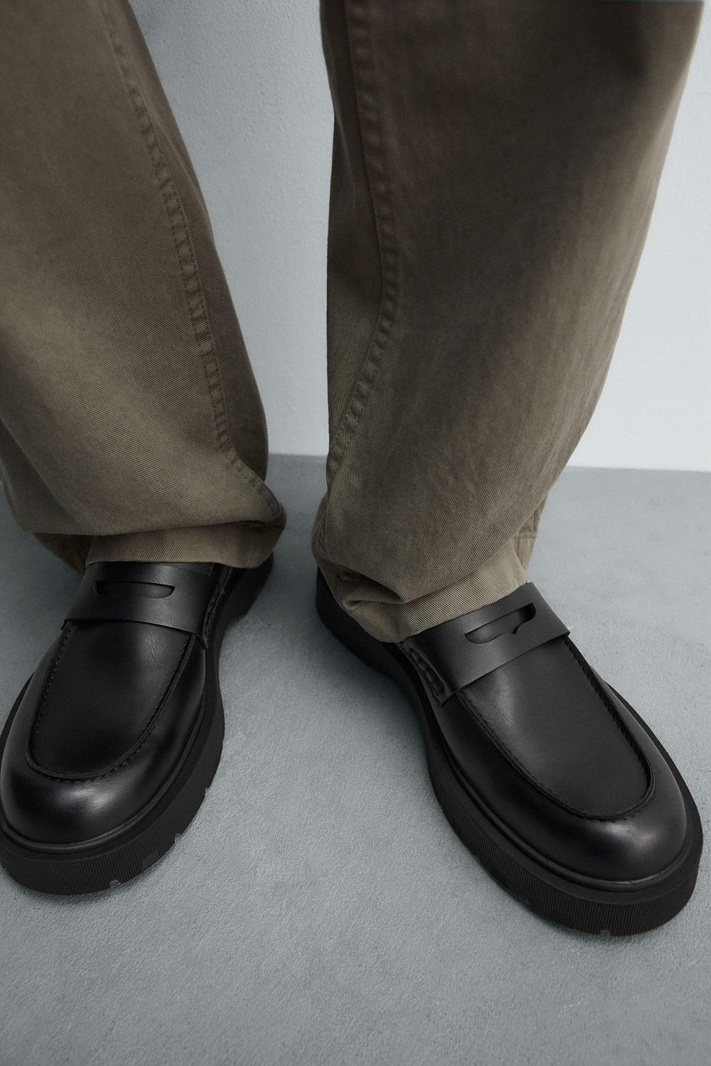 LEATHER PENNY LOAFERS - Zara фото 6