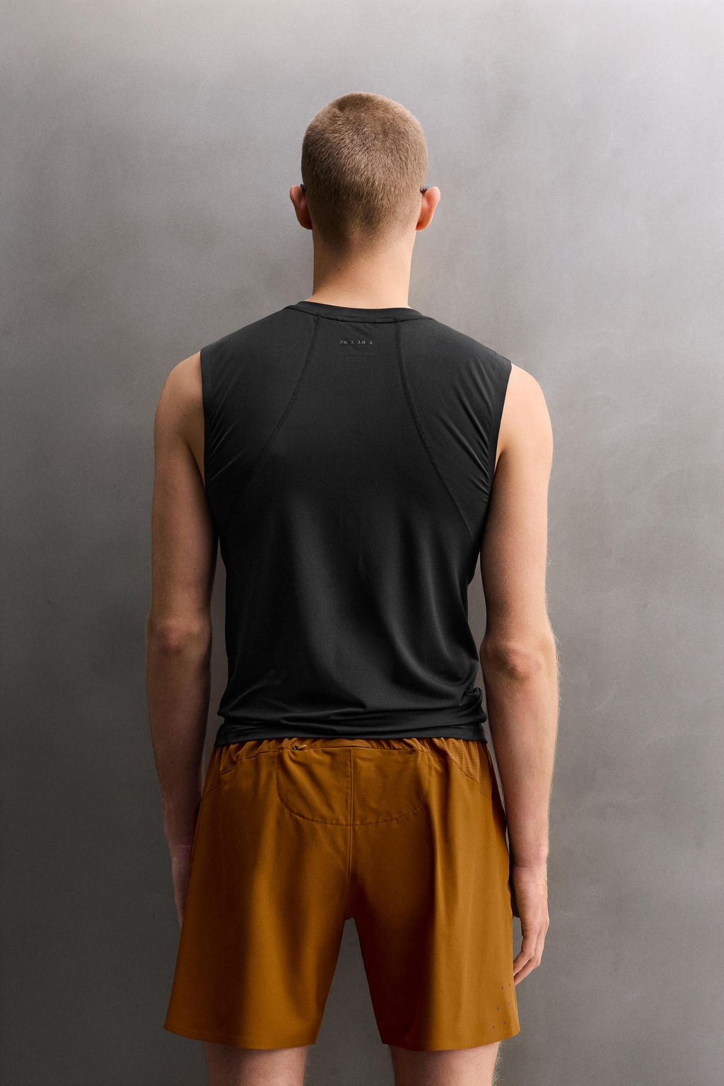 CAMISETA TANK PRIMERA CAPA / Negro - Zara фото 3