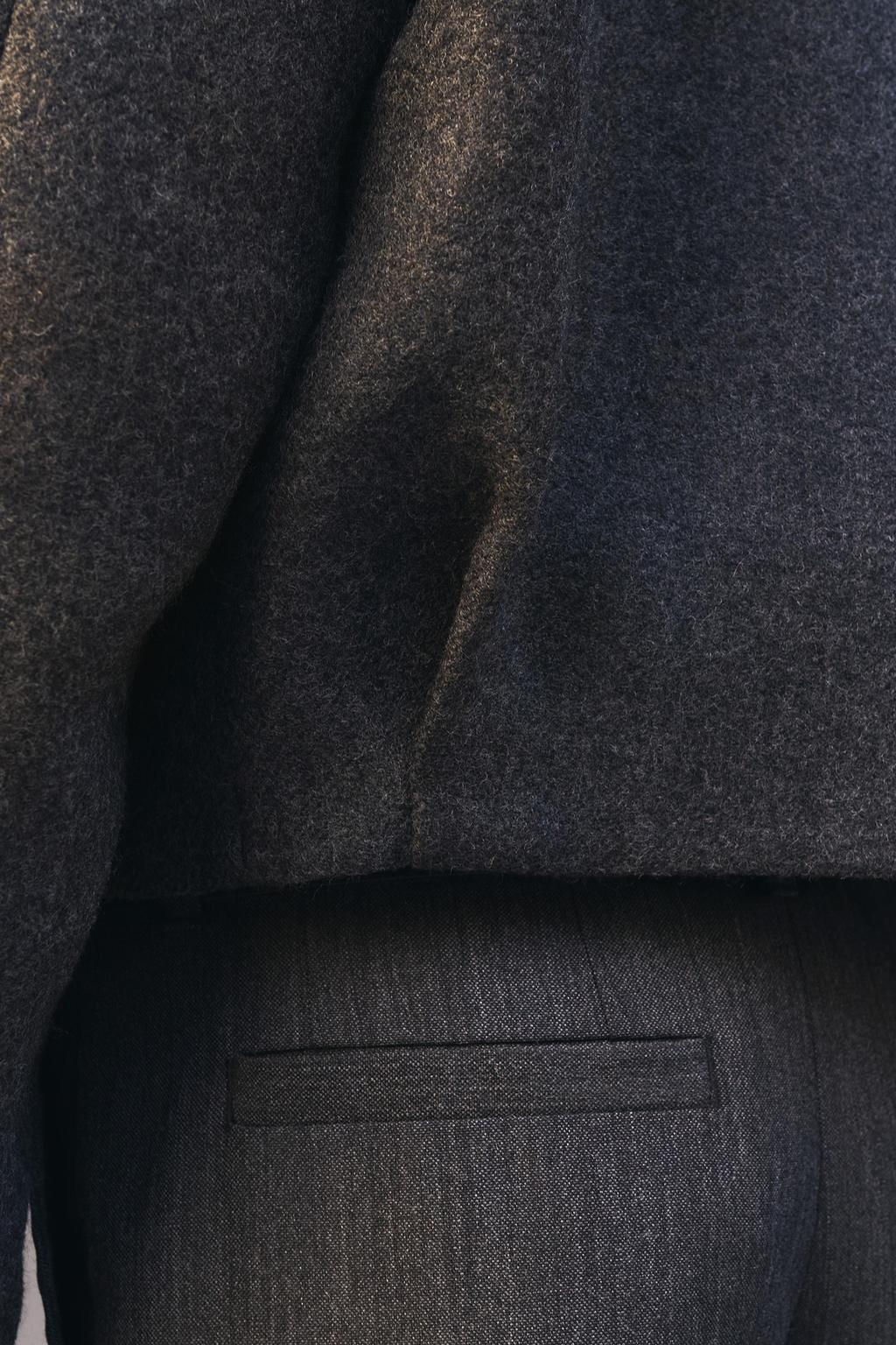 LIMITED EDITION CROPPED FIT BLAZER - Zara фото 7