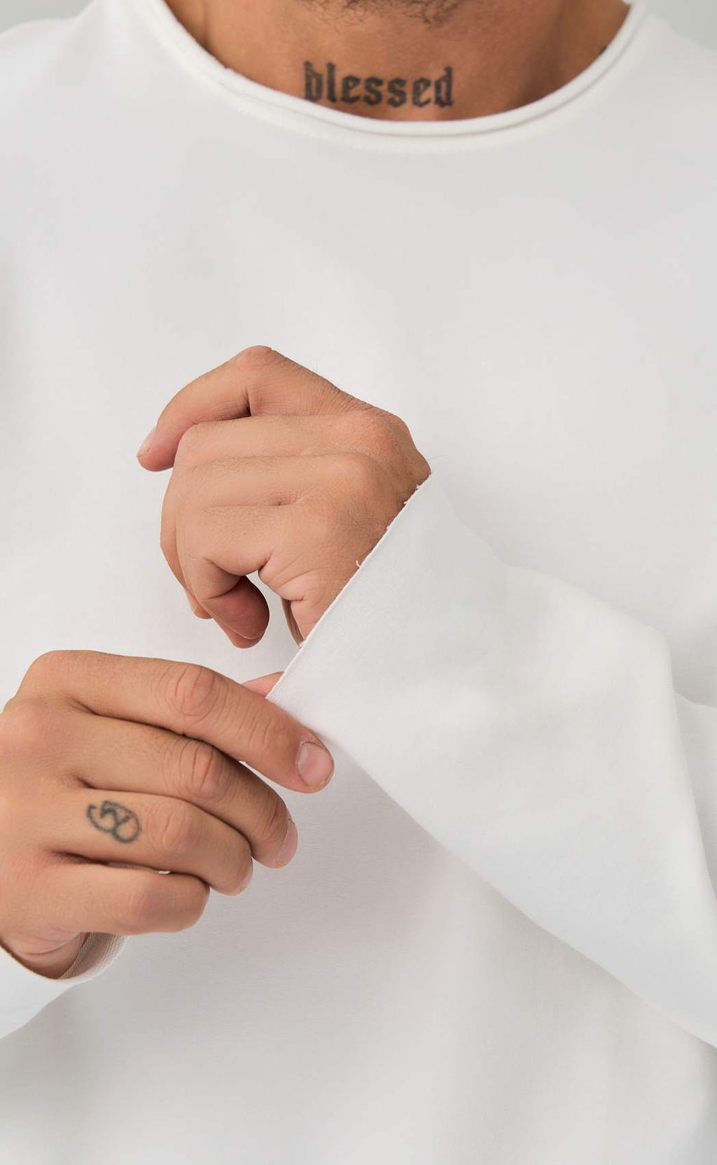 Лонгслив Fine Joyce F521-1002 из хлопка с эластаном молочный  фото 5