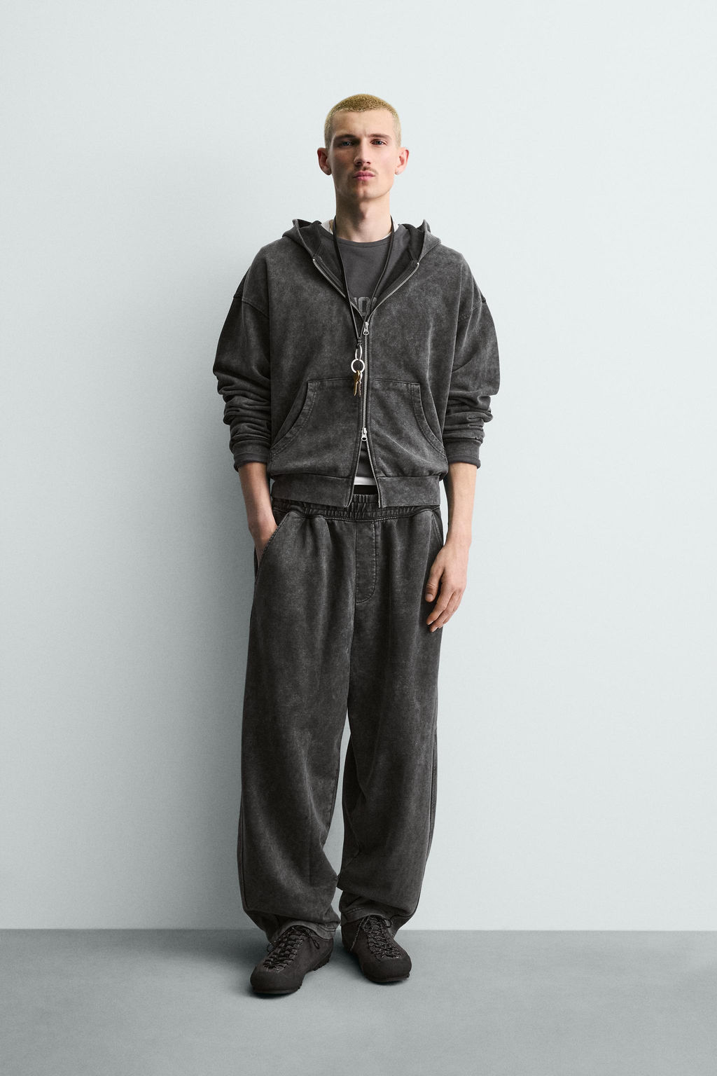 PANTAL?N JOGGER BALLOON FIT LAVADO / Antracita oscuro