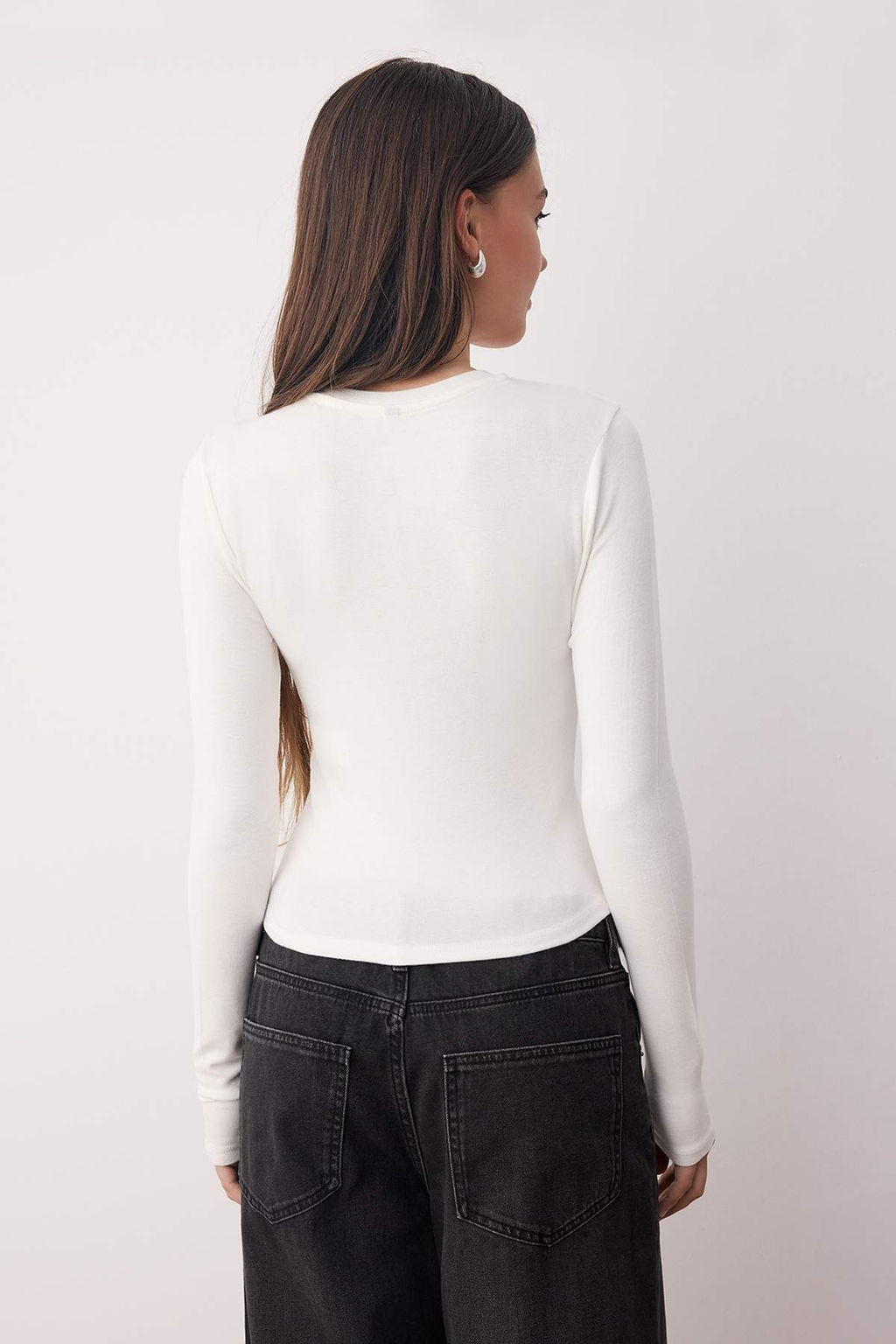 Trendyolmilla Siyah-Ekru Ikili Paket Crop/K?sa Fitted/Vucuda Oturan Orme Bluz TWOAW25BZ00061 фото 25