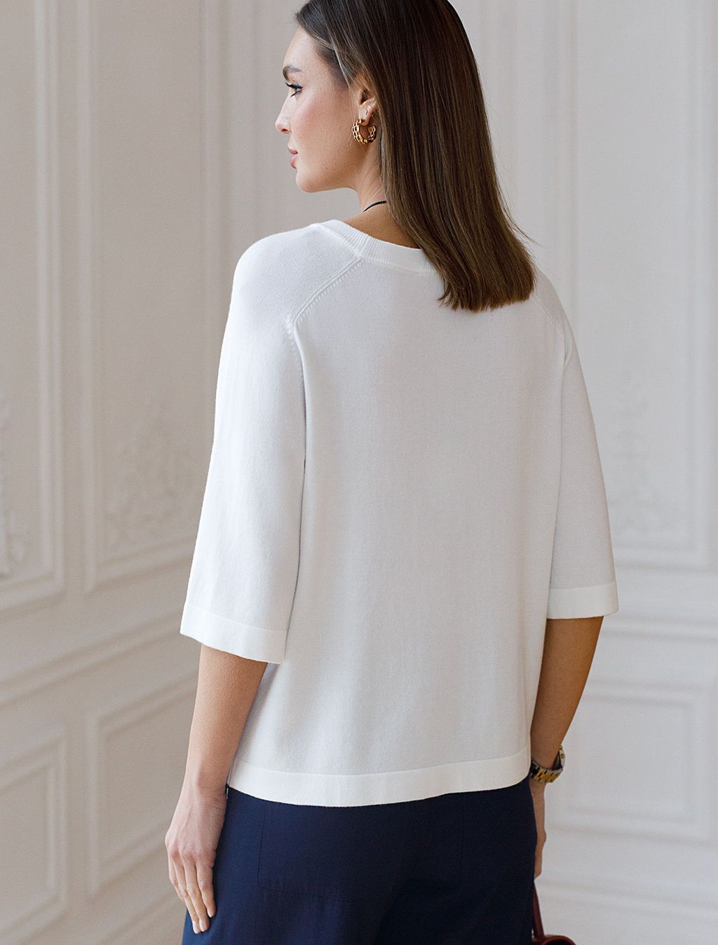 Свободный джемпер с рукавом 3/4 тонкой вязки из вискозы