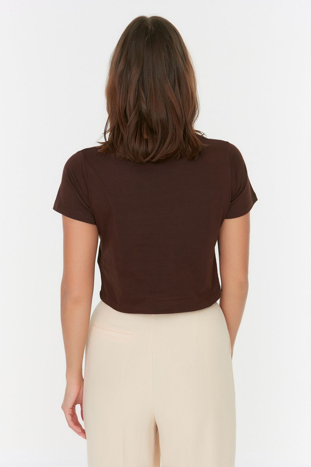 Kahverengi %100 Pamuk Bask?l? Basic Crop Bisiklet Yaka Orme T-Shirt TWOSS22TS2190 - Trendyolmilla фото 6