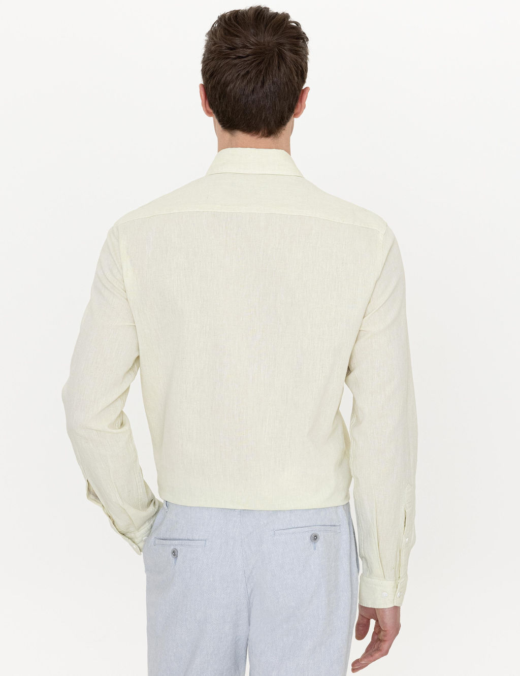 Рубашка узкого кроя с длинными рукавами из смесового льна фисташкового цвета - Cacharel фото 5