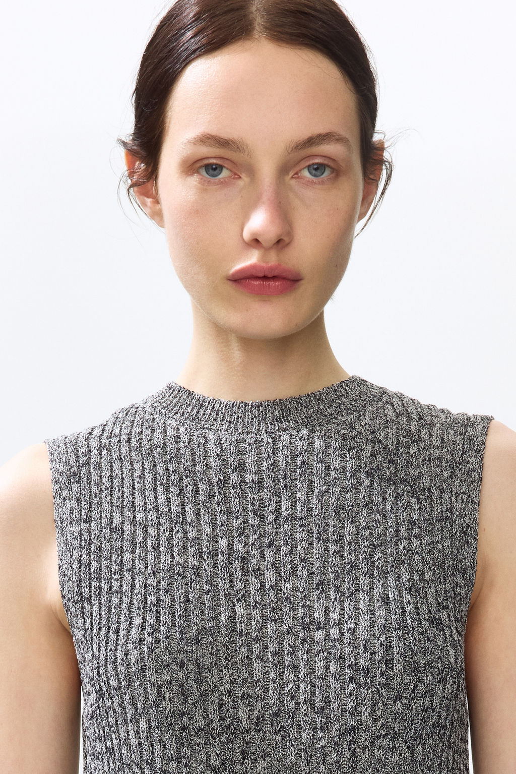 Top en punto acanalado con flecos - H&m фото 4