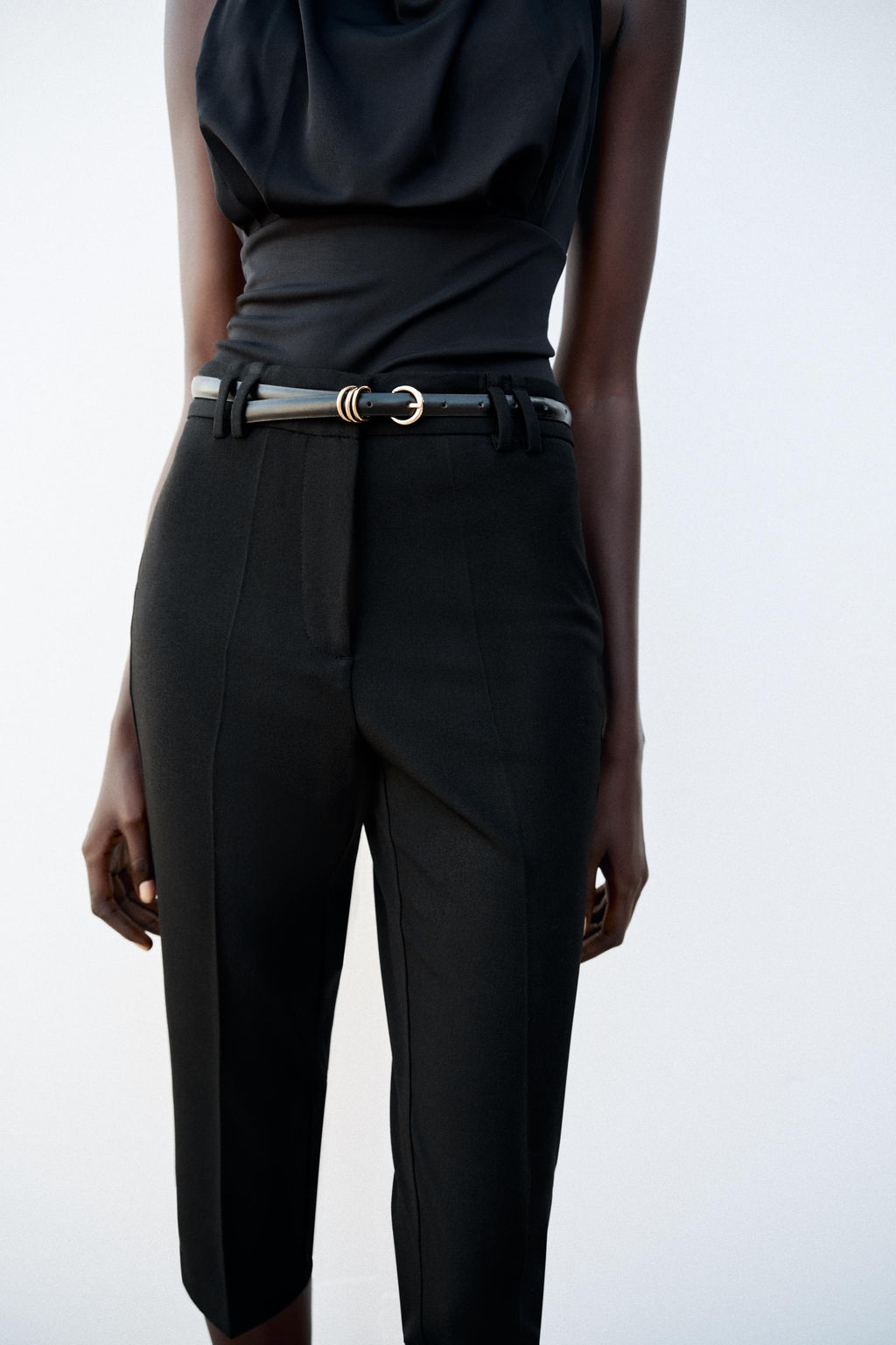 PANTAL?N CAPRI CINTUR?N / Negro - Zara фото 3