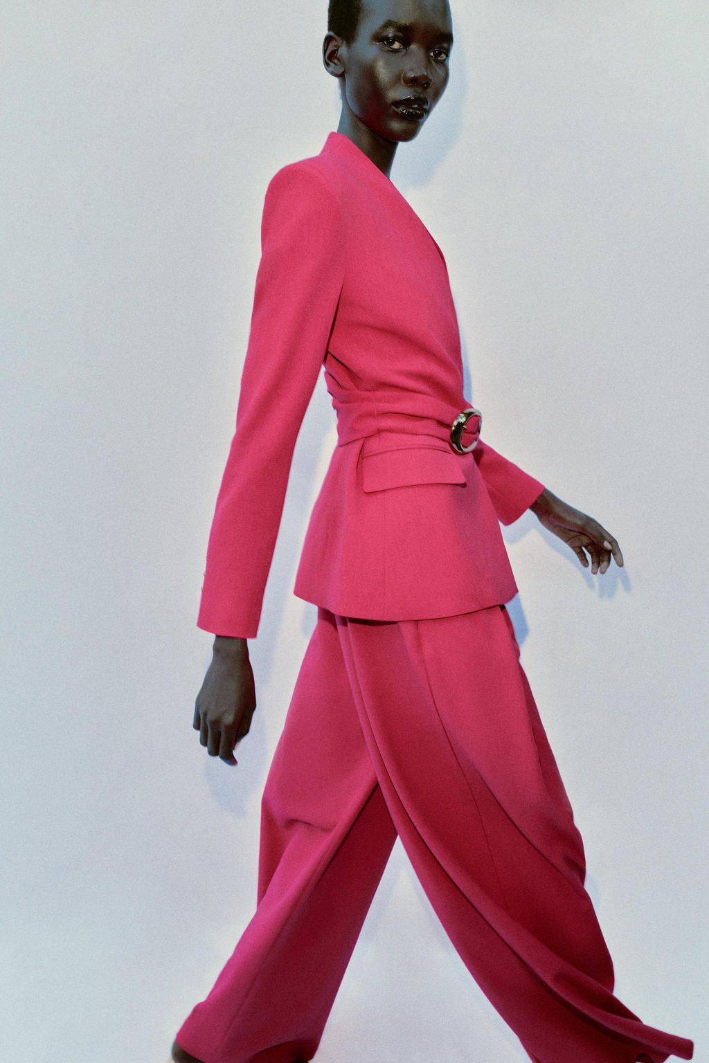 PANTAL?N ANCHO PLIEGUES / Fucsia