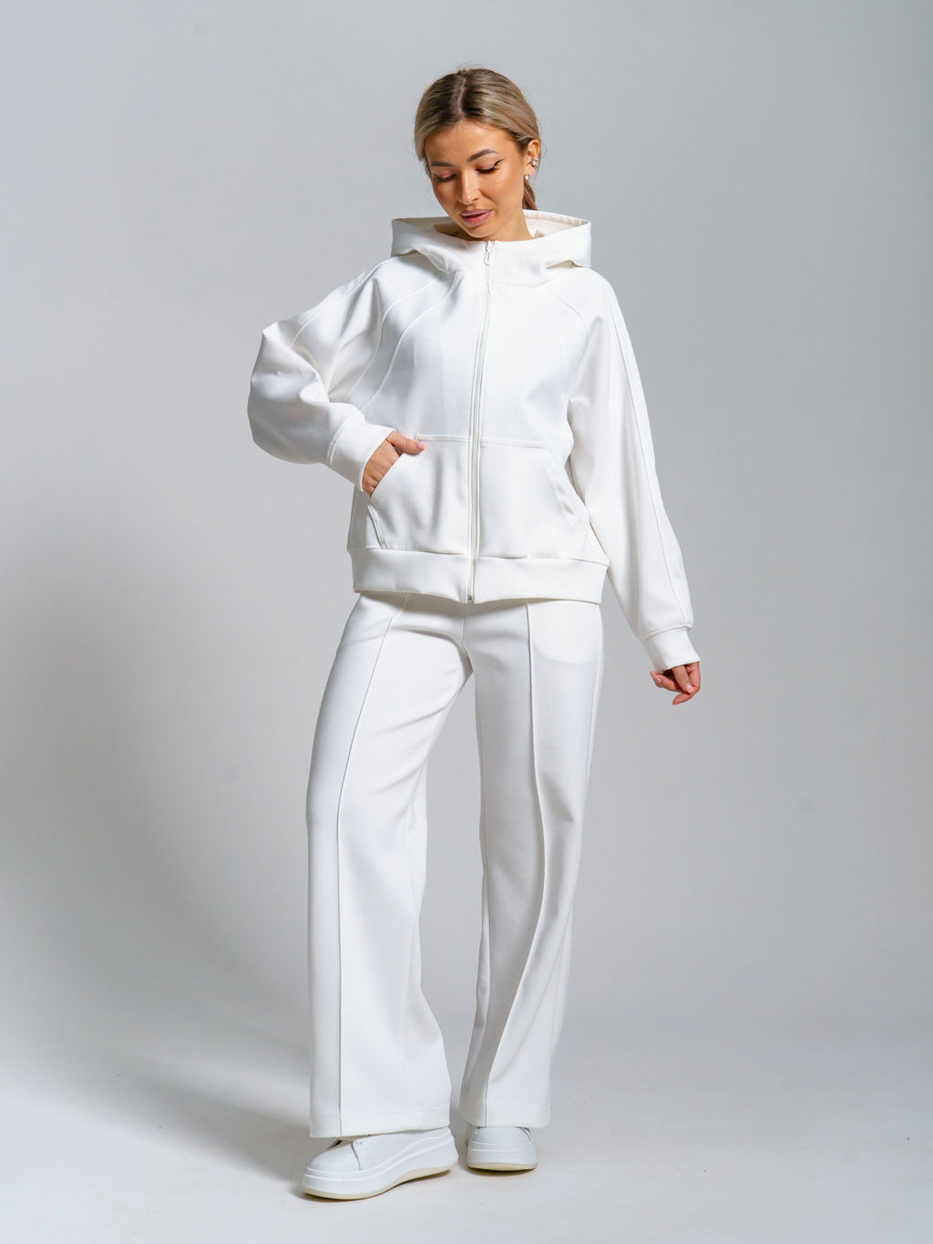 979 Костюм "Молочный"