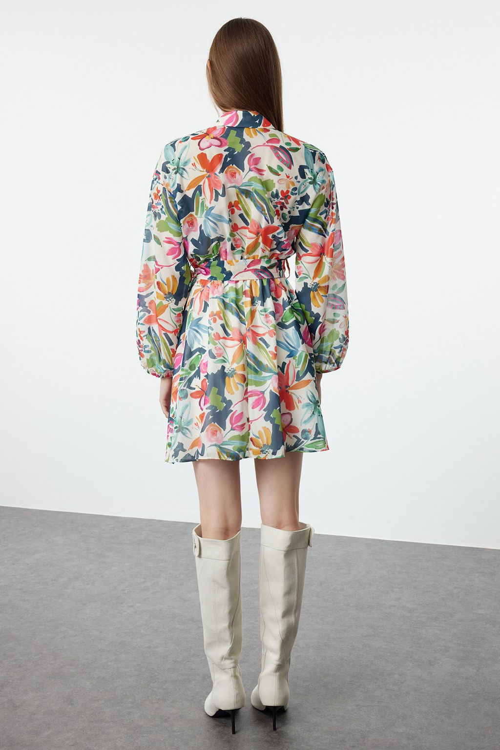 Cok Renkli Cicek Desenli Belden Ac?lan Mini Astarl? Sifon Ucus Ucus Dokuma Elbise TWOAW24EL00841
