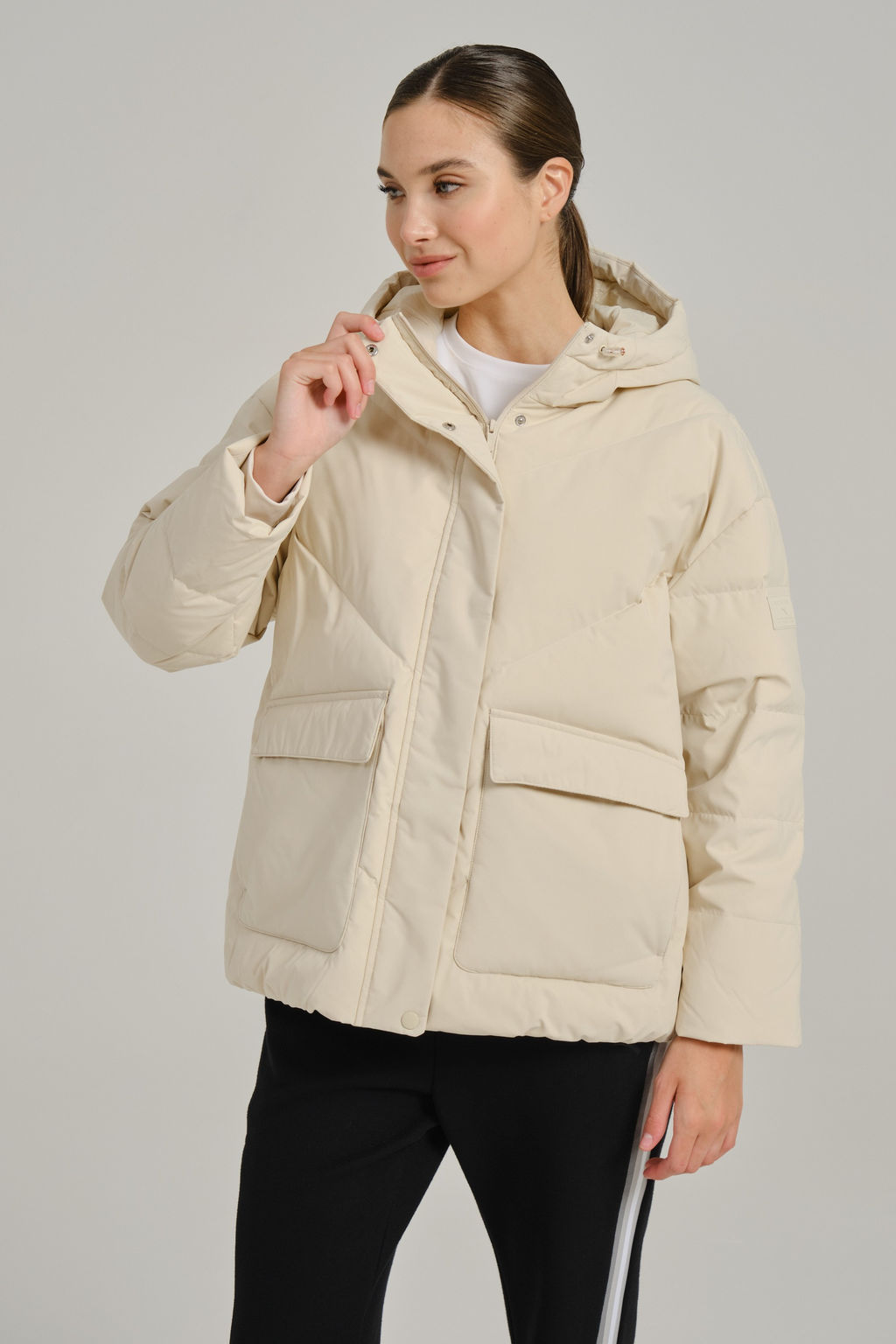 Пуховик короткий Бежевый TRN Down Jacket