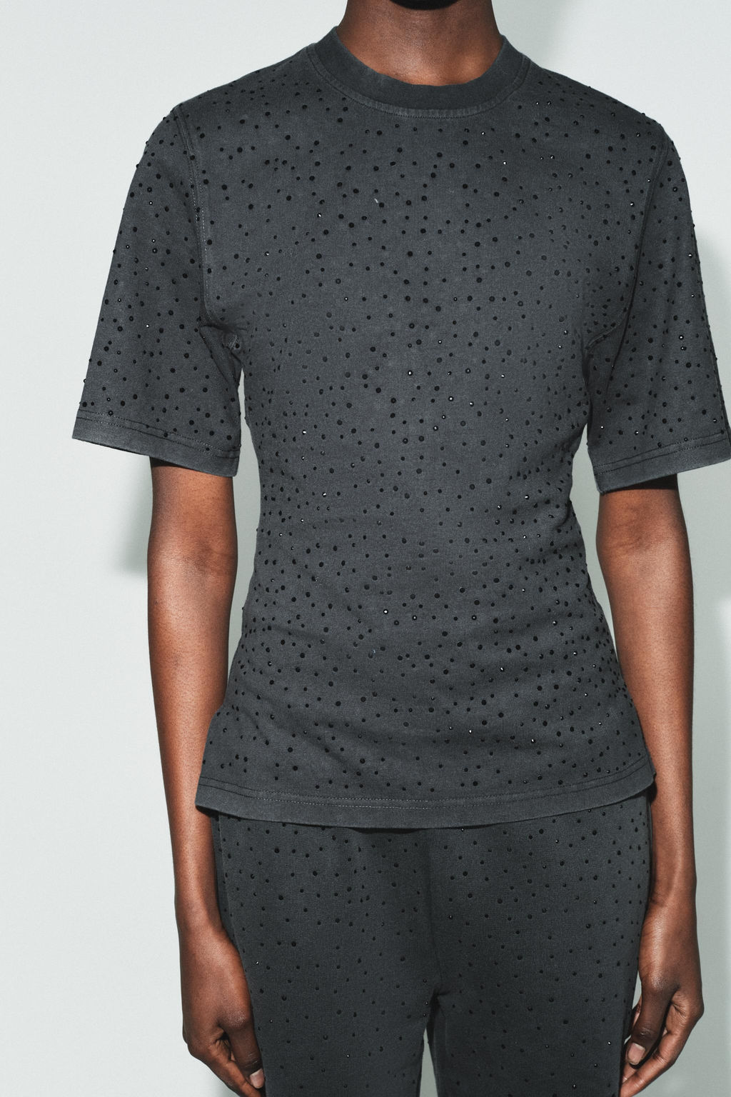 SHINY SHORT SLEEVE T-SHIRT - Zara фото 11