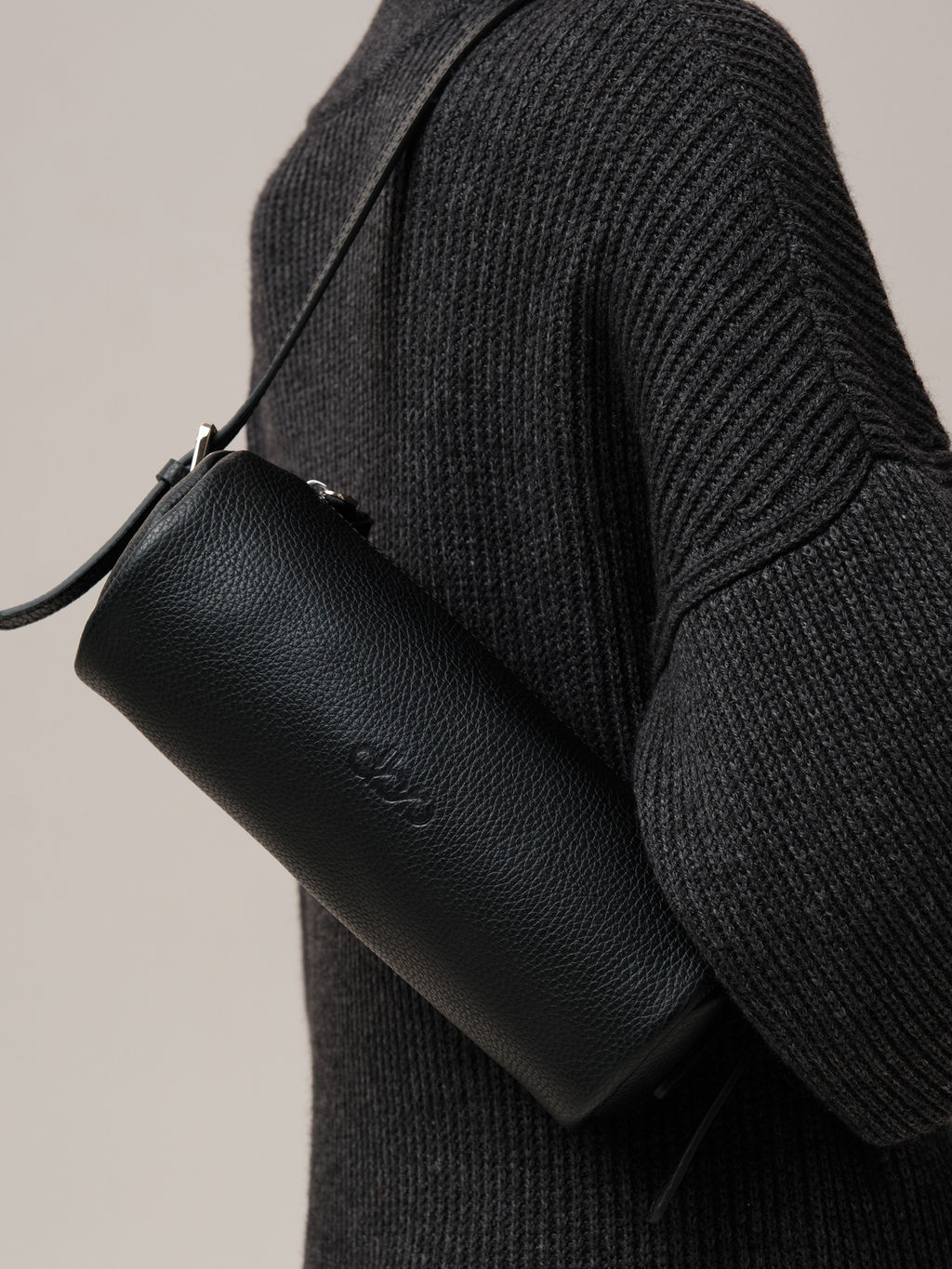 Кожаная сумка Tube DBR 31343 черный  фото 5