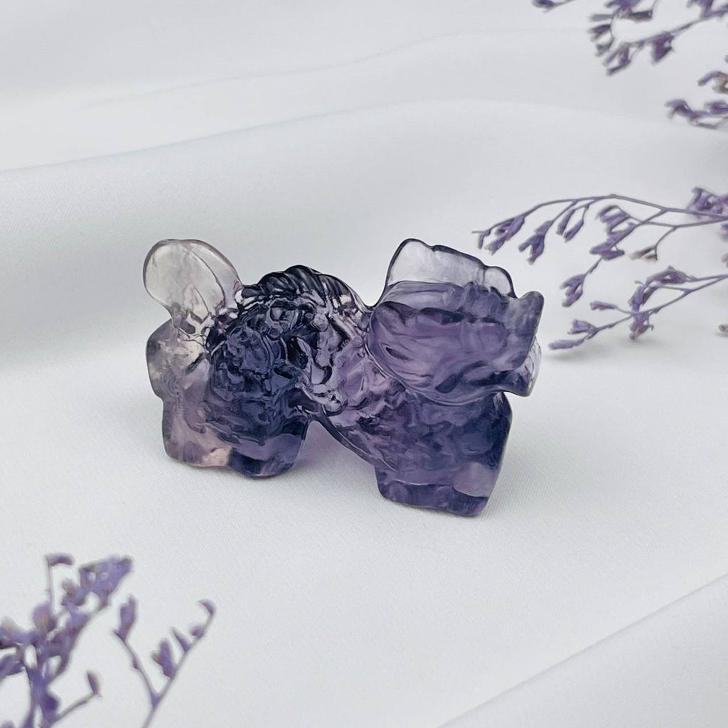 Фигурка резная "Дракон" из Флюорита