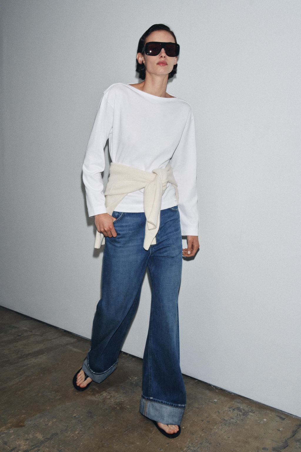 BOAT NECK T-SHIRT WITH LABEL