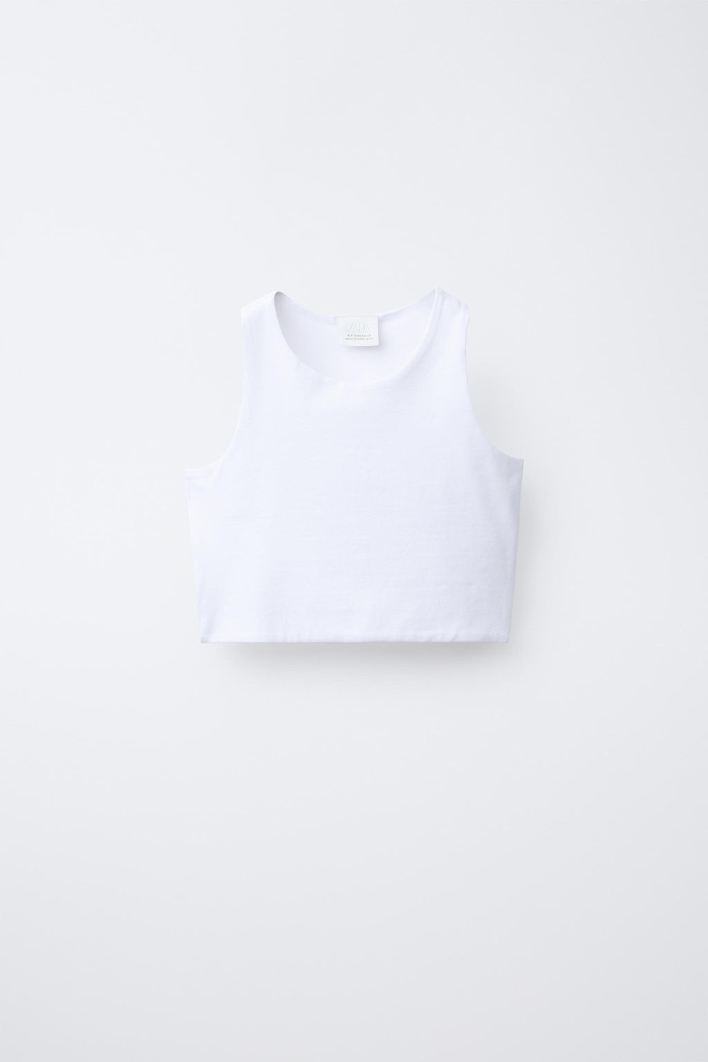 STRAPPY CROP TOP