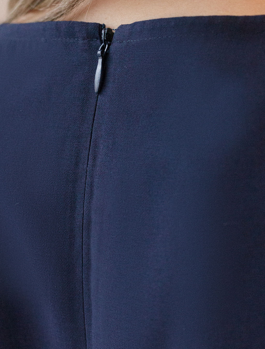 Платье Vilatte из лиоцелла с полиэстером темно-синий  фото 5