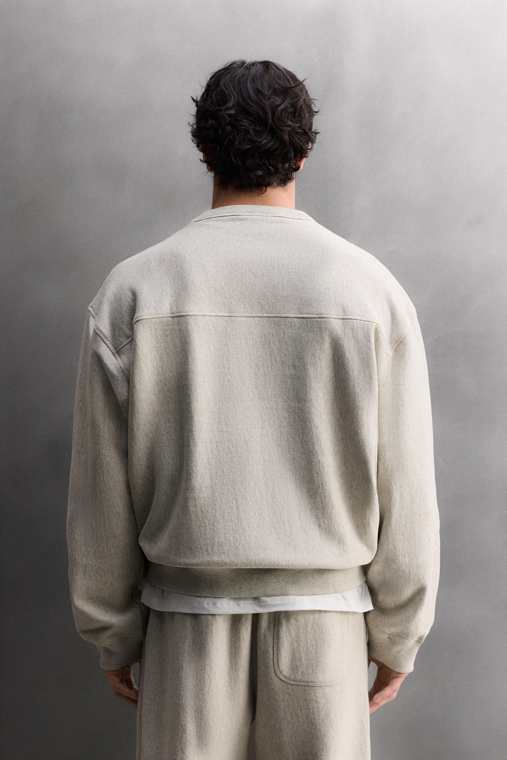 SUDADERA CREWNECK ENTRENAMIENTO / Gris vigor? - Zara фото 3