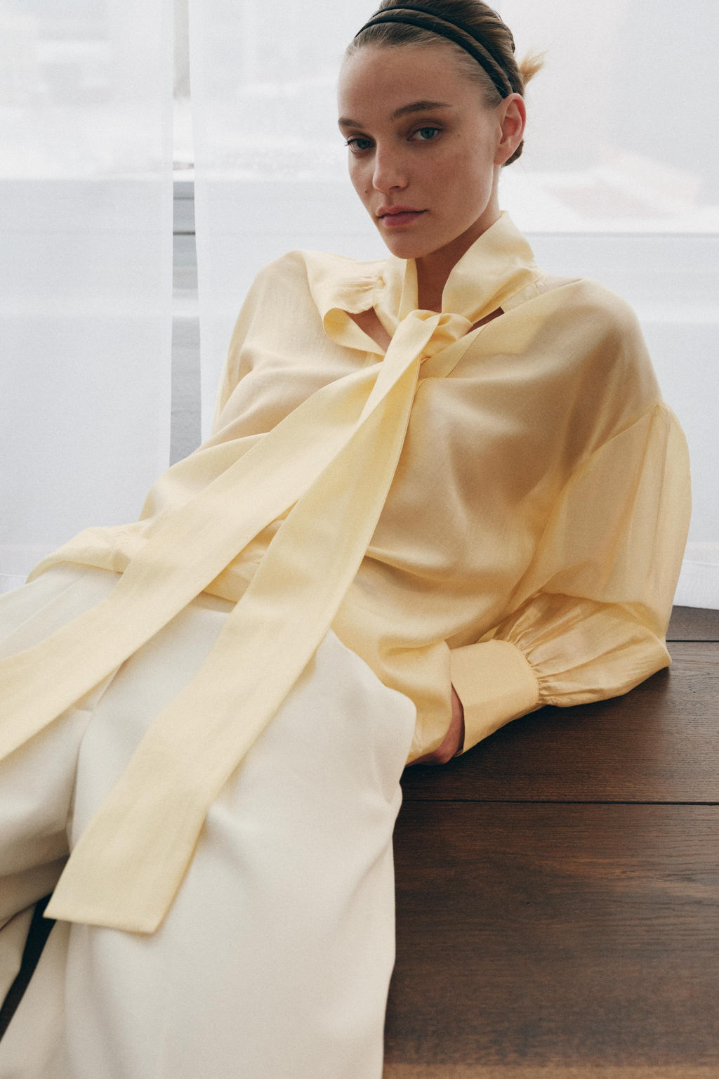 CAMISA SATINADA LAZADAS ZW COLLECTION / Amarillo - Zara фото 2