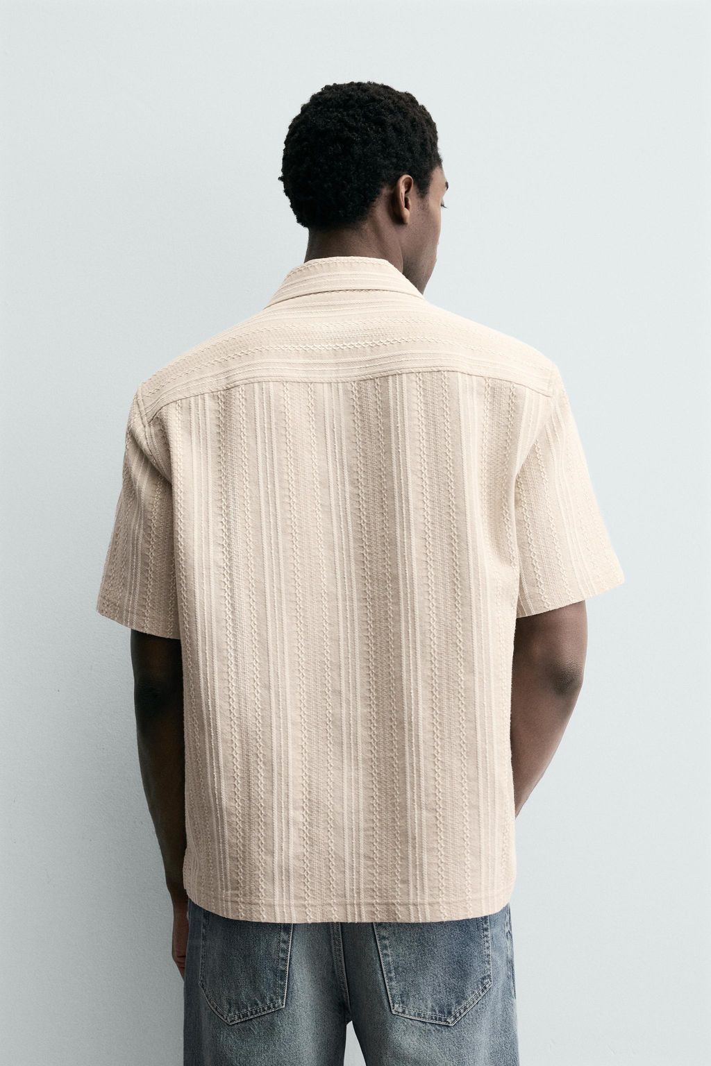 Рубашка CAMISA JACQUARD GEOMETRICO песочная