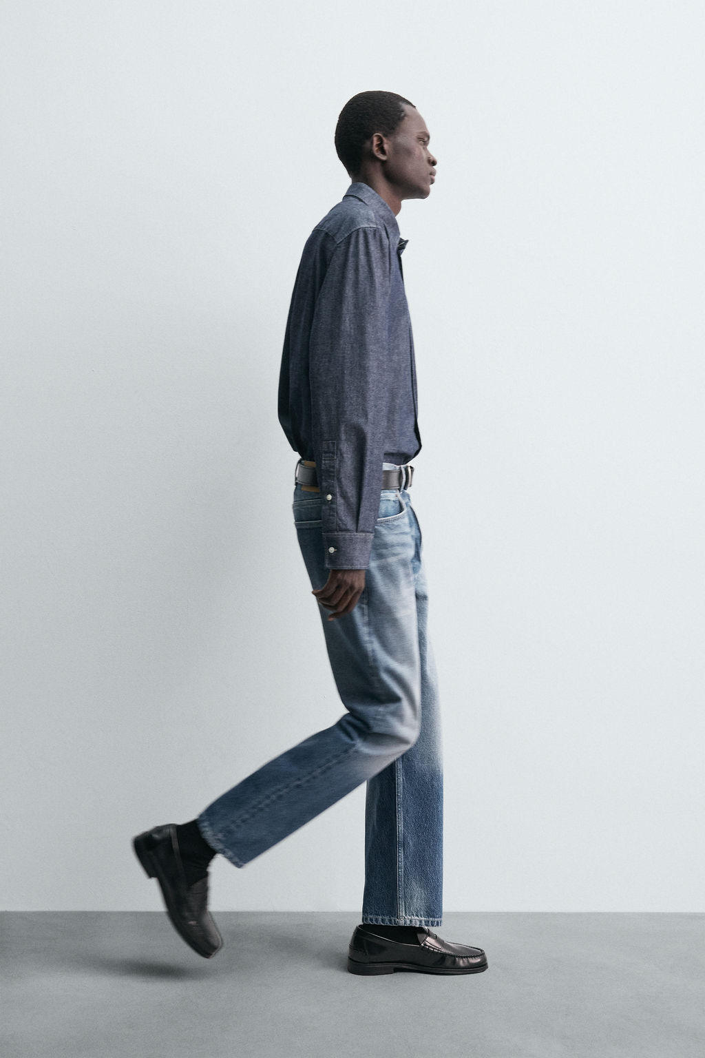 STRAIGHT ANKLE FIT JEANS