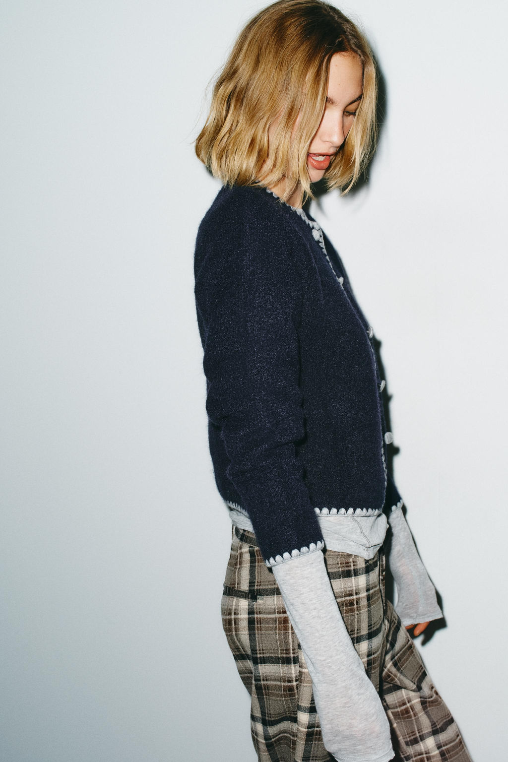 CONTRAST EMBROIDERED CARDIGAN - Zara фото 4