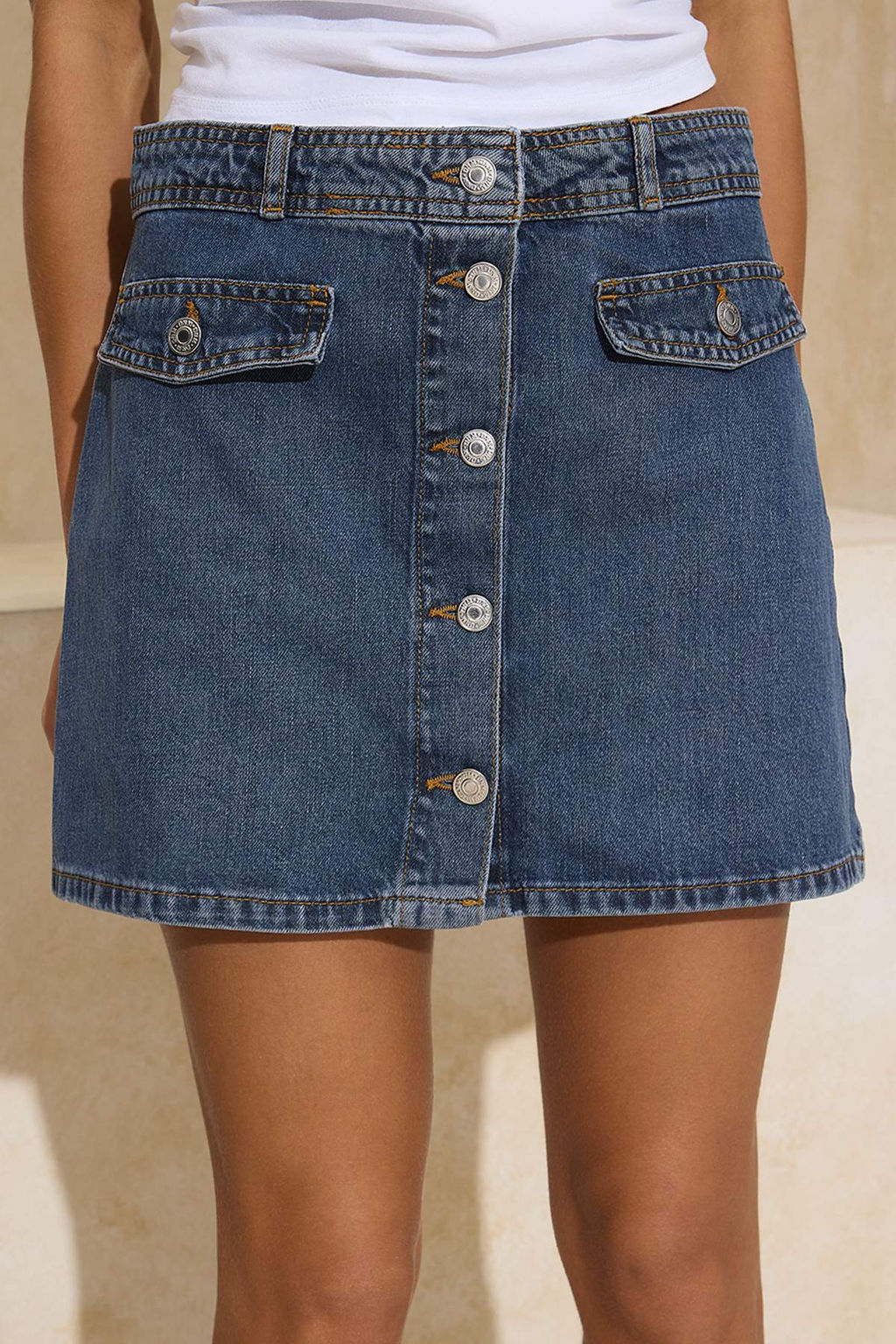 Kahverengi Dugmeli Mini Denim Etek TWOSS26ET00007 - Trendyolmilla фото 7